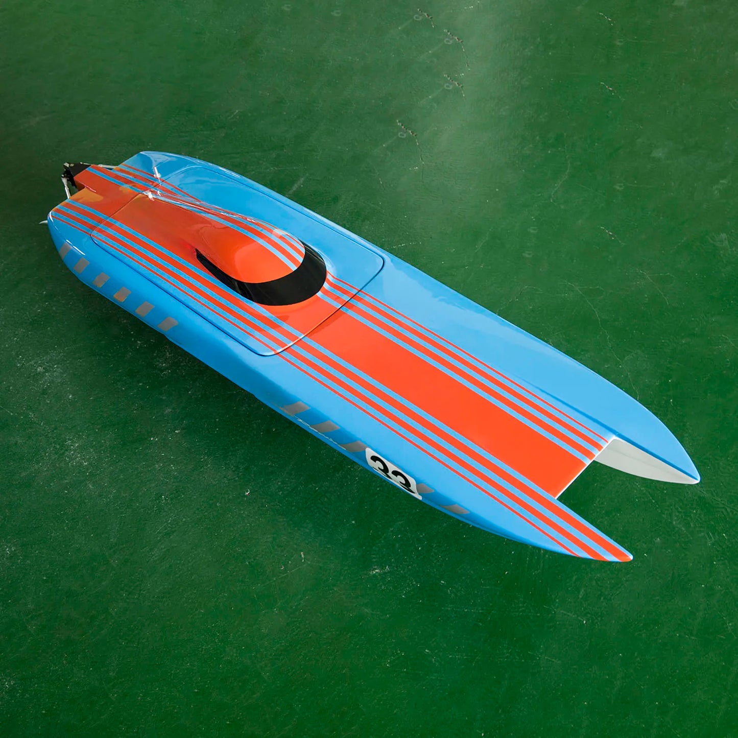 DTRC E33 Carbon Fiber RC Racing Boat | Kevlar Hull Brushless 120A ESC Cooling System RTR White/Blue