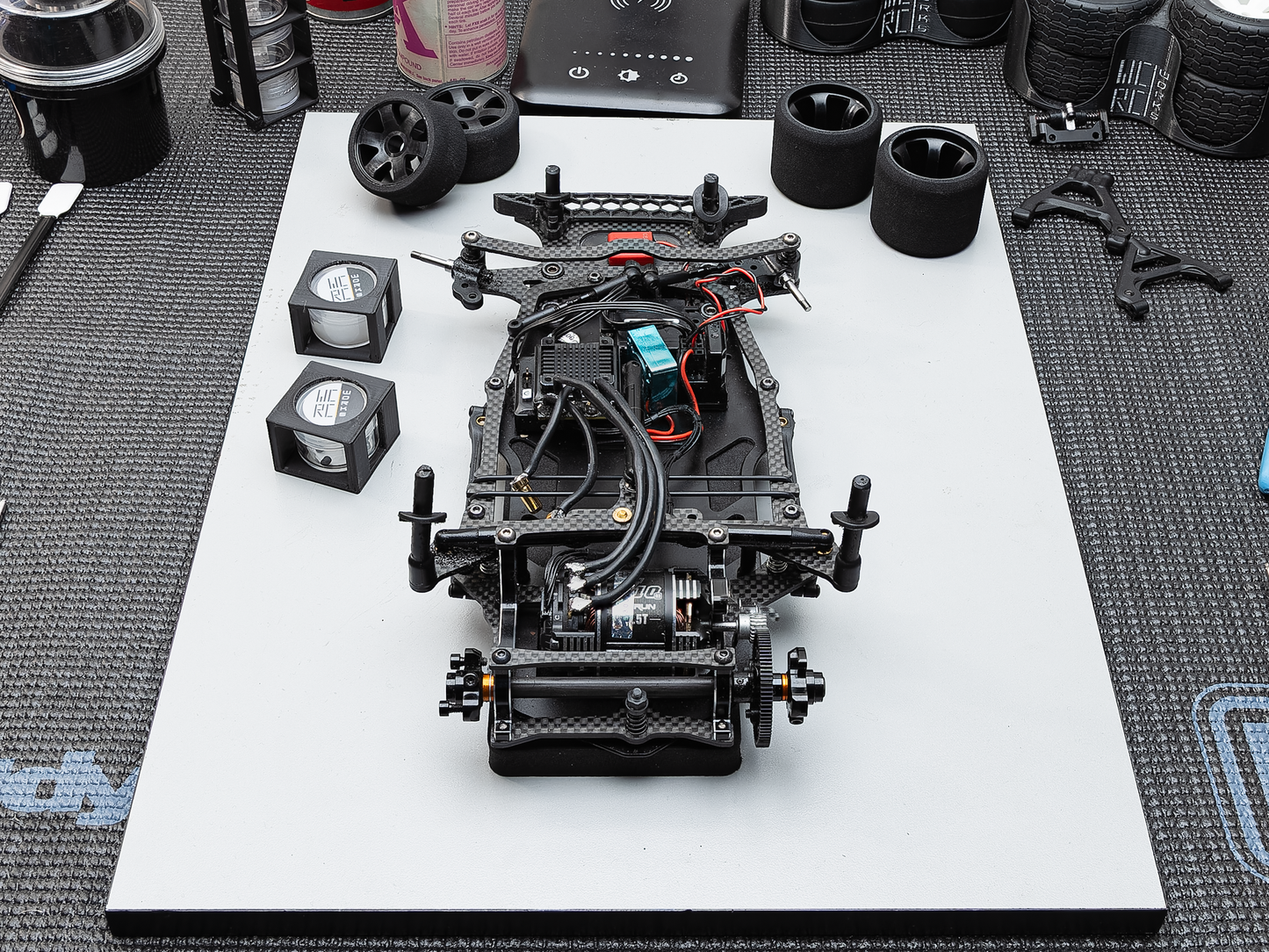Car Stand - 1/12